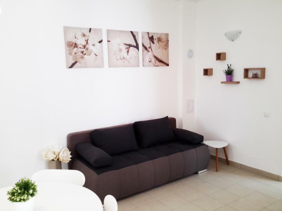 Albert Home Holiday home *