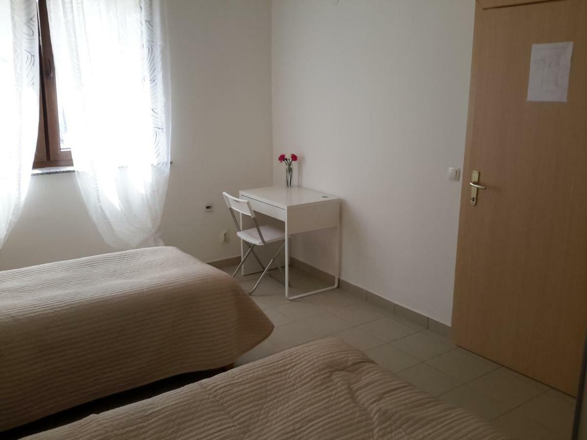 Albert Home Karlovac